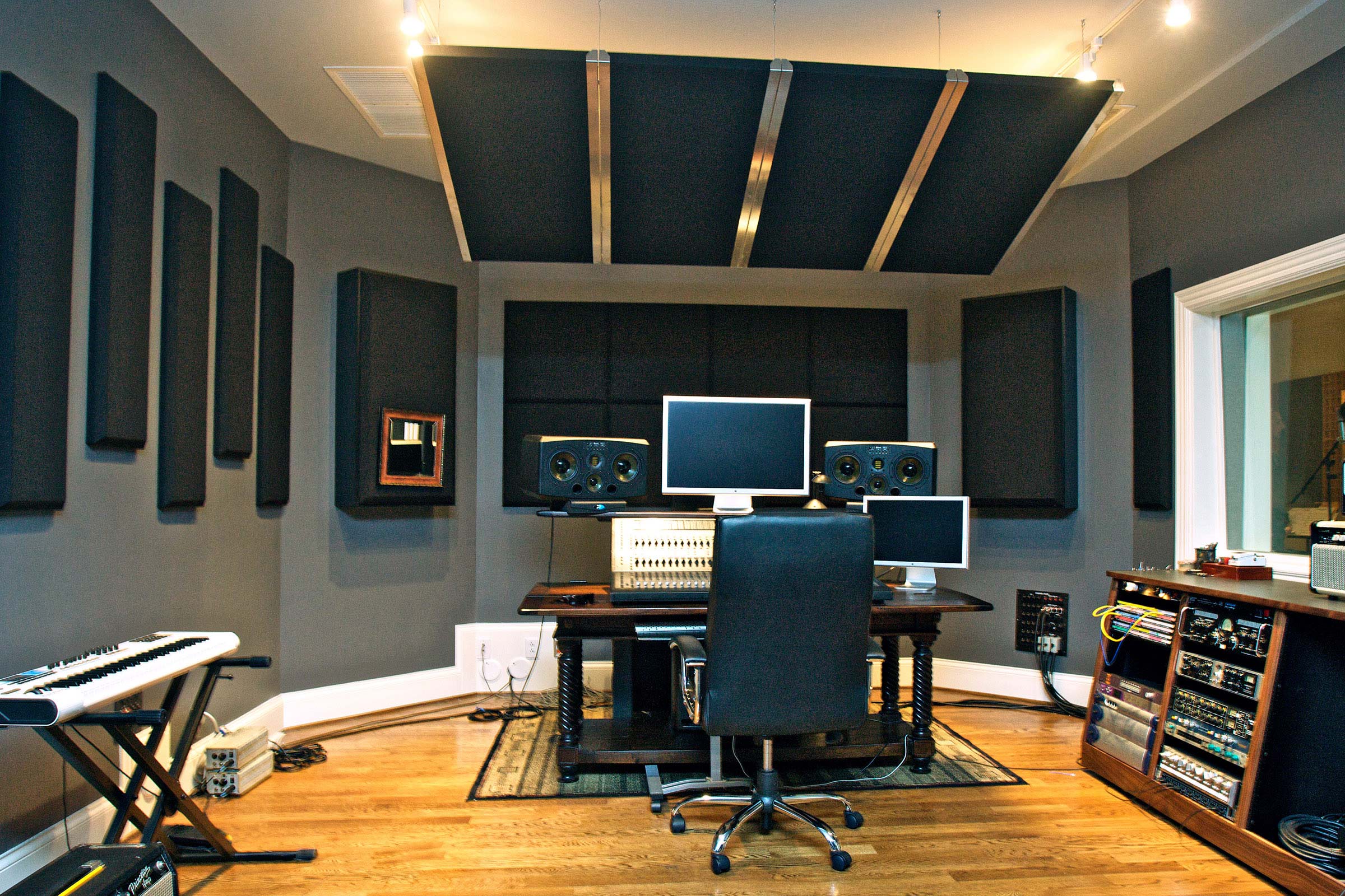 Acoustic treatment panels